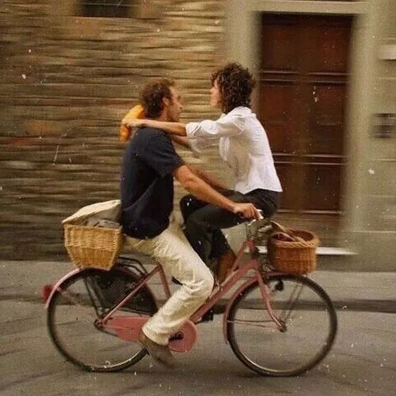 爱情动作片看多了,会变成傻子吗?