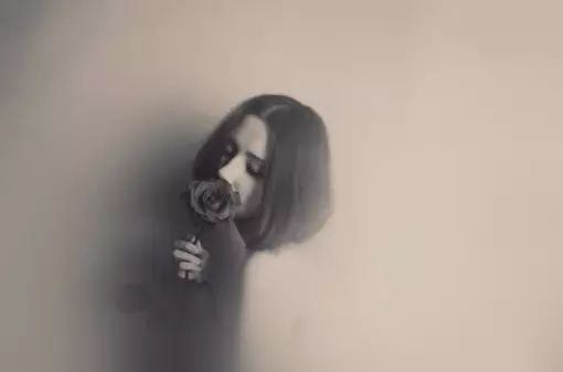 我多希望你正在翻我的朋友圈